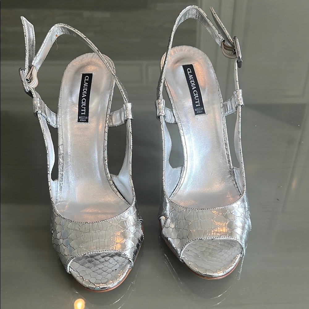 Claudia Ciuti Elegant Silver Slingback Heels